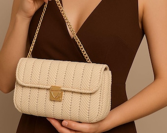 Soft Neutral Crochet Bag – Handmade Beige Shoulder Purse with Gold Chain