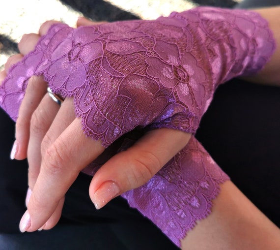 Lace Gloves in Purple. Lace Gloves. Fingerless Gloves. Bride Etsy