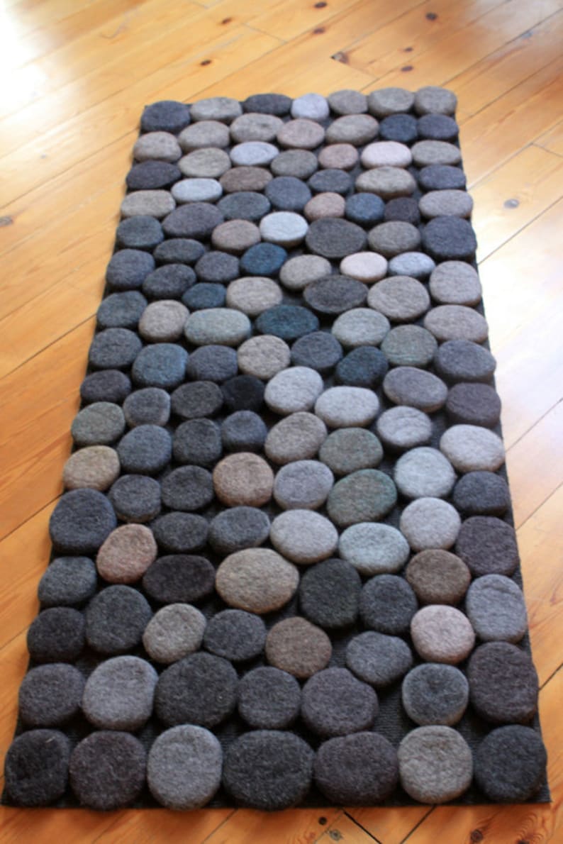 Hand Made Rug. Wool Felt Pebbles. Multi Color. Gray Shades . Etsy UK