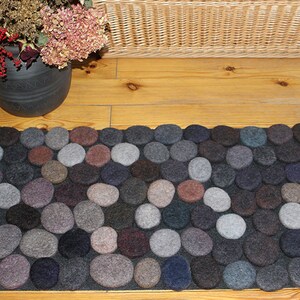 Hand made Rug. Wool Felted Pebbles in Gray shades . Size 90 cm x 50 cm. Made to order. image 2