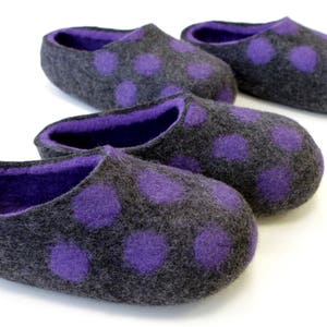 Hand Felted Slippers in Dark Gray with Violet Dots and Violet inside. image 1