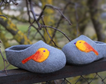 Felted Wool Slippers  in Gray with Birds decor. Toddler Shoe Size EU. Kid Shoe Size EU