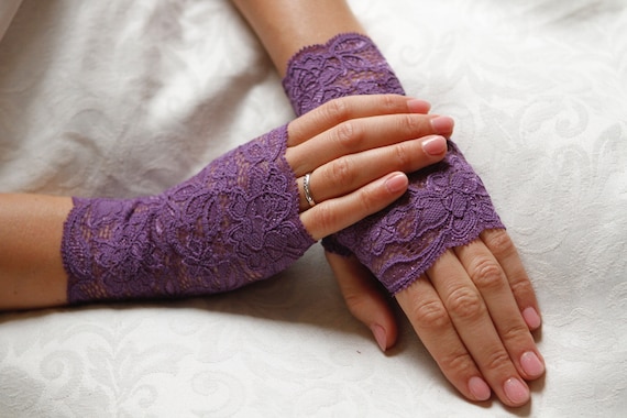 lavender lace gloves