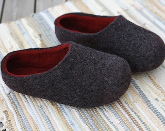Handmade Felted Wool Slippers: Charcoal Grey with Burgundy Interior