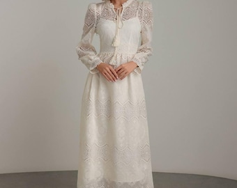Lace Midi Dress: Wedding Guest and Mother of the Bride Outfit