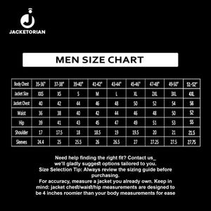 Pu&ograve; includere: Una tabella taglie giacche da uomo in bianco e nero, con misure in centimetri. La tabella include misure di torace, vita, fianchi, spalle e maniche, con taglie dalla XXS alla 4XL.