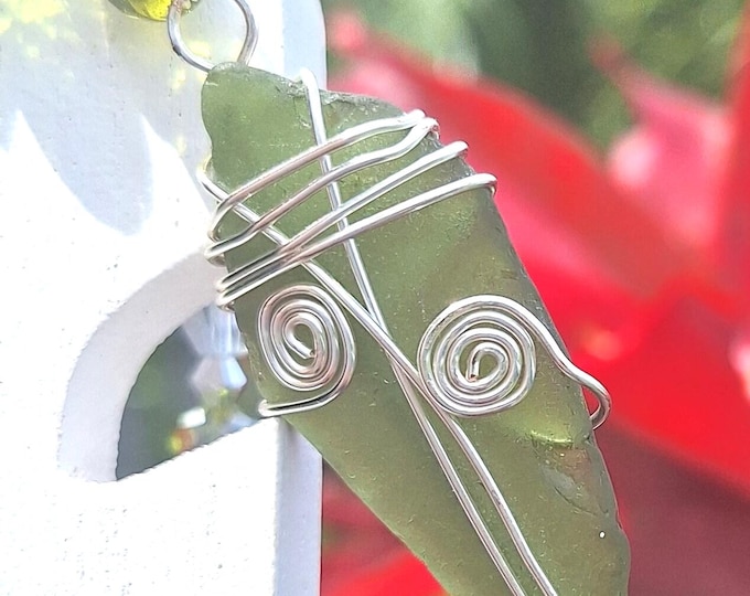 Green Sea Glass Pendant 28-Inch (14" Drop) Necklace Wire Wrapped Handmade Beaded Jewelry Genuine Beach Glass Women Birthday Gift