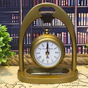 Vintage Franklin Murphy Aluminium Table Clock - Antique Desk Decor, Timeless Elegance – Unique Gift for Him or Her.