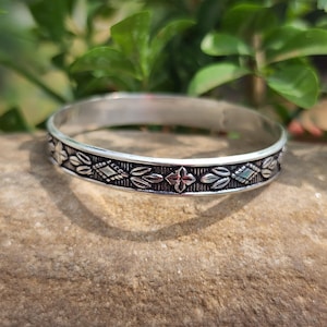 Pulseira de prata esterlina 925 oxidada com entalhe intrincado | Pulseira com motivo de folhas feita à mão para mulheres | Pulseira de prata estilo Boho