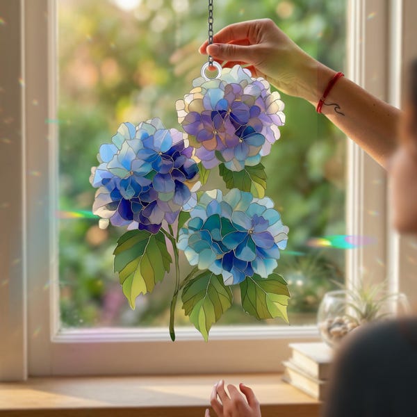 Hydrangea Bouquet Acrylic Suncatcher, 2D Flat Window Hanging Kitchen Decor Gift for Mom