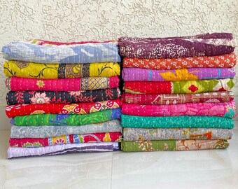Lot De 25 Carrés De Couette Anciens En Calico - Patchwork Piqué Main - Tissu Ancien AAFA