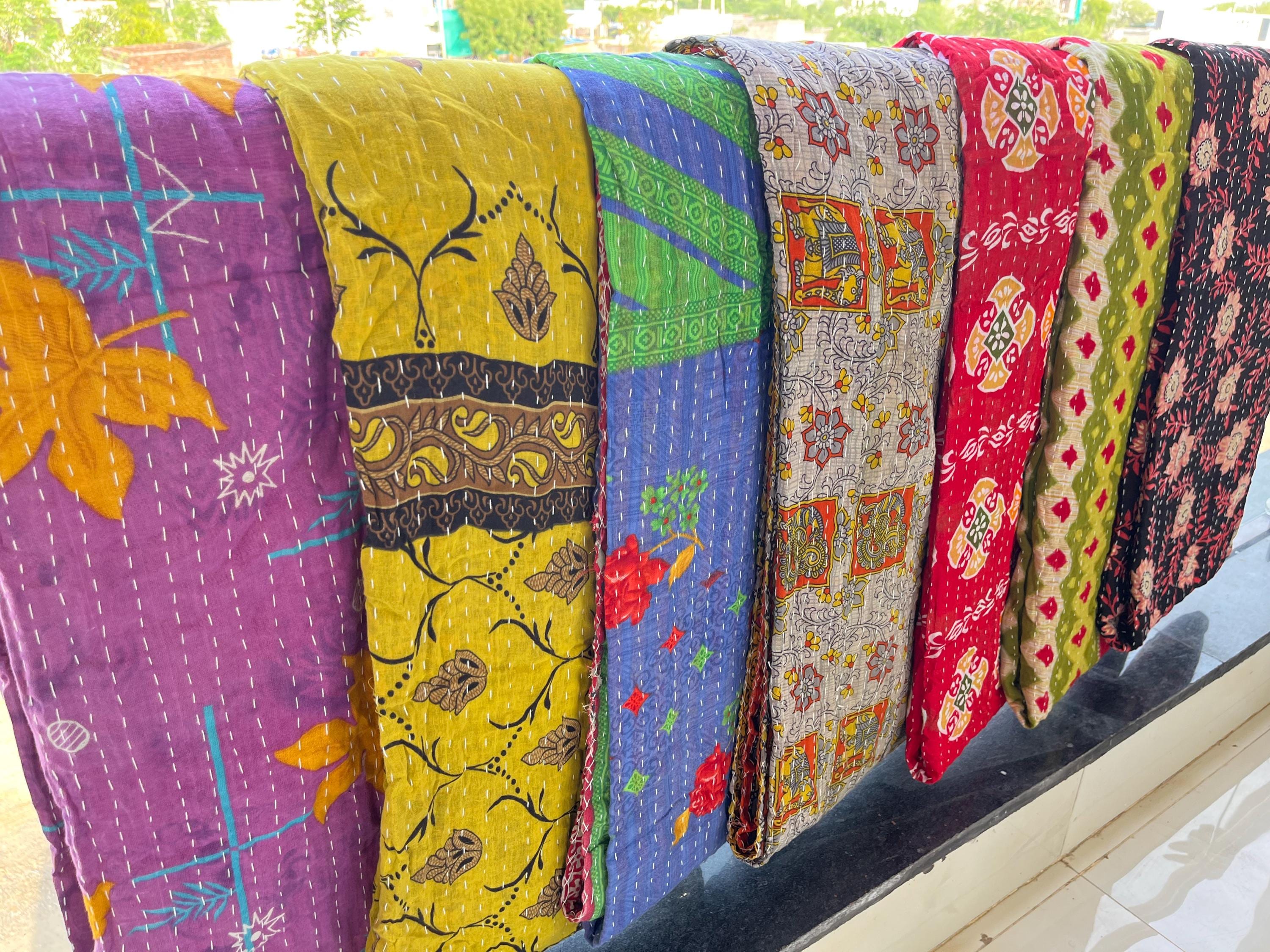 Wende Kantha Decke: Vintage Quilt aus recycelter Baumwolle