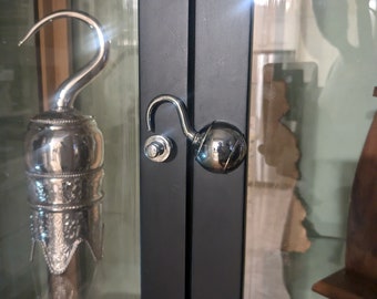 Hook Window Latch - Peter Pan Wendy Window
