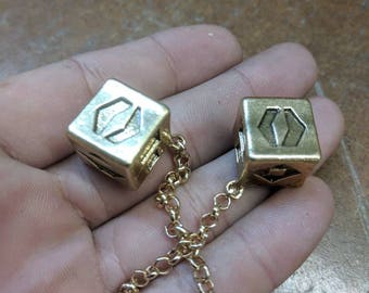 Antiqued Budget Metal Smuggler's Golden Dice - Scoundrel Gambler Rogue - Gold Plated Metal Dice - Hang in your cockpit -Zinc Alloy