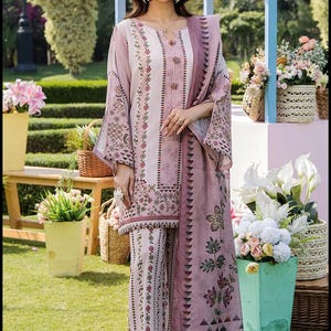 Zunaira Kurta Set With Dupatta