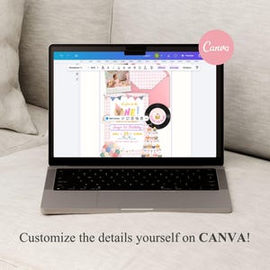 Puede incluir: Un port&aacute;til que muestra una plantilla de invitaci&oacute;n de cumplea&ntilde;os rosa y amarilla con el texto "ONE!" y un gr&aacute;fico de pastel. El port&aacute;til est&aacute; abierto sobre una superficie clara, con el texto "Customize the details yourself on CANVA!" debajo.