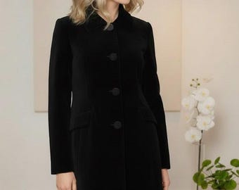 Abrigo clásico de terciopelo negro para mujer • Terciopelo afelpado y elegante abrigo de invierno
