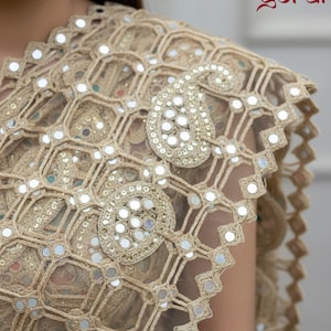 手作業によるカットワークのドゥパッタ｜本物の鏡面仕上げのソフトネット