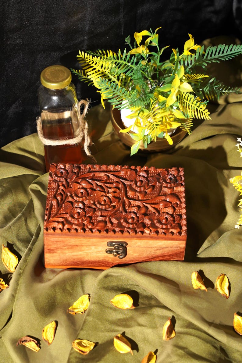 Tagpuan Box Handmade Wooden Jewelry Box, Hand Carved Wooden Jewelry Organizer ...