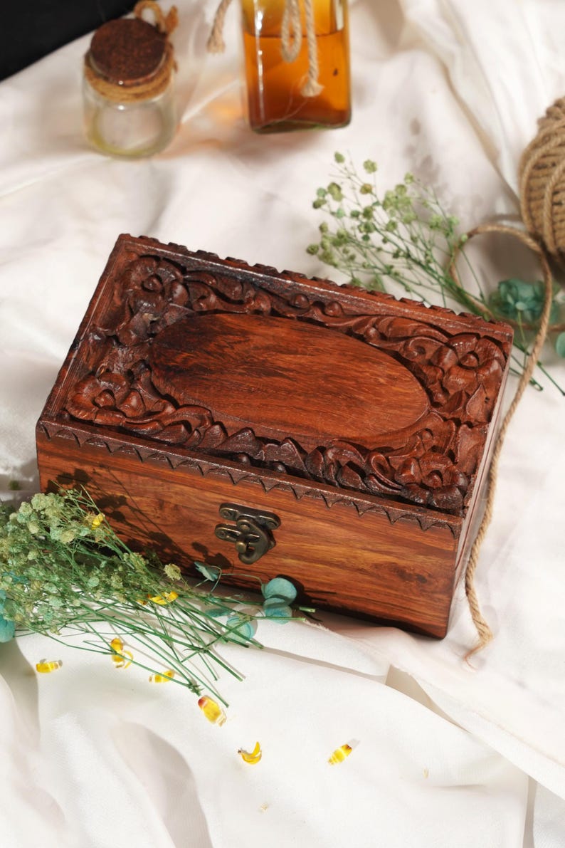 Dubastick Box Handmade Wooden Jewelry Box, Hand Carved Wooden Jewelry Organizer ...