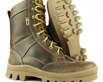 Herrenstiefel aus Leder - Dunkelbraun | Militärische taktische hohe Stiefel | Handgefertigt in der Ukraine | Größen 40–46 | Kostenloser Versand