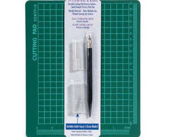 Darice Cutting Mat and Knife Set, Extra Blades, Scrap booking, Model Building Mat & Knife, Mat Table Protector, Craft Supplies