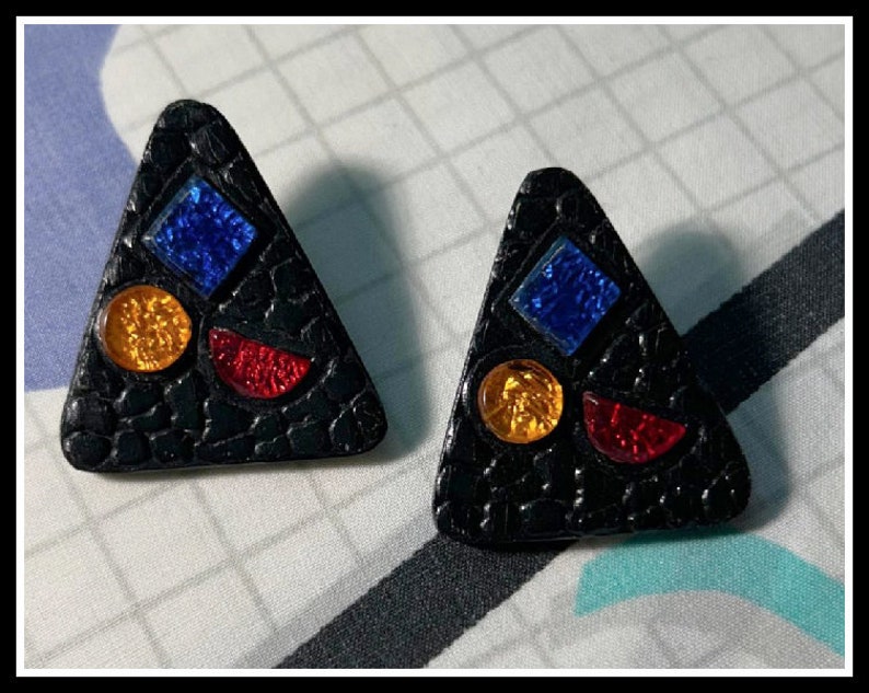 Stunning Vintage 80's pierced earrings Bold Geometric triangle earrings colorful shapes 80's night 80's party 80's costume 80's earrings image 1