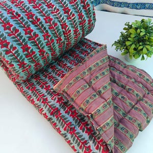 Trapunta floreale stampata a mano Razai! Coperta reversibile fatta a mano, misura Queen Size, stile boho.