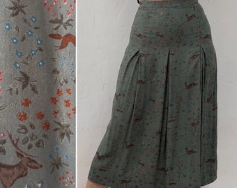 1990s Whimsical Woodland Pattern A-Line Pleated Midi Skirt