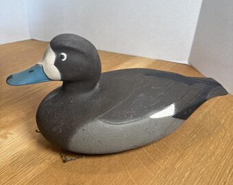 Vintage 1967 D-9 Victor  Bluebill Duck Decoy, Woodstream Co.
