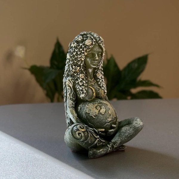 Gaia Goddess    Earth Mother Statue
