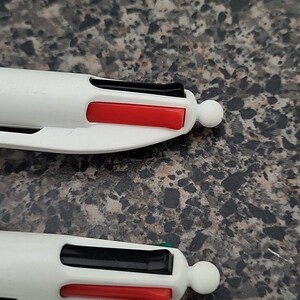VINTAGE BIC Made In France "Momar" Chemical 4 Color Advertising Pens Lot 3 Dried image 6