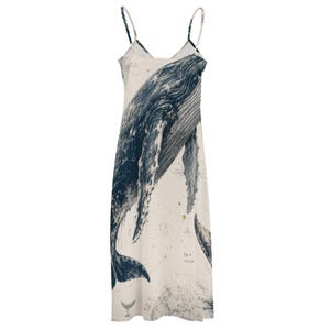 Vestido longo com estampa de baleia, estilo praiano/marinho. imagem 11