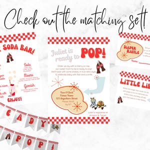 K&ouml;nnte beinhalten: Eine Sammlung von Babyparty-Dekorationen im Retro-Stil. Enth&auml;lt ein "Dirty Soda Bar"-Schild, eine Einladung, eine Windel-Tombola und kleine Bibliothekskarten. Die Designs zeigen rot-wei&szlig;-schwarze Karomuster und Grafiken zum Thema Soda.