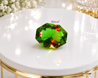 Alejandrita rusa rara de 9 quilates, talla octogonal, con cambio de color, 15x12x7 mm, de verde a rojo, tipo ruso. Piedra de colección de lujo.