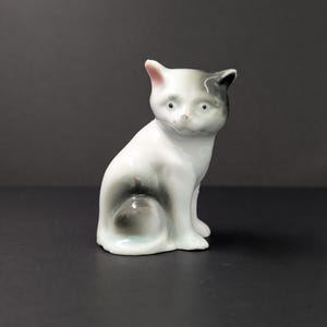 Vintage Ceramic Cat Figurine - Japan