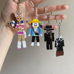 Personalized Beaded Roblox Skin Keychain, Game Character Keychain, Custom Keychain, Gift for Kids, Gamer Gift