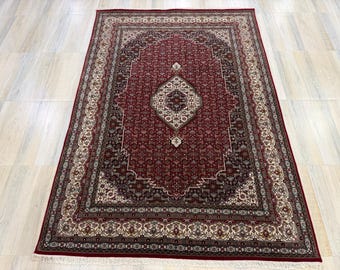 Traditional Hand-Knotted Wool Persian Rug: Red Oriental Bidjar Medallion Carpet 6x8 4x6 ft