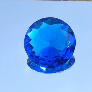 Lab Created Blue Sapphire - Round Shape - Faceted Cut - Loose Gemstone for Ring, Pendant & Jewelry Making - 20X20X10 MM