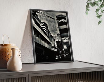 Schwarz-Weiß-Poster mit urbaner Kunst und Holzrahmen, moderne Wohnkultur, Wanddekoration, Geschenk für Kunstliebhaber, Fotodruck