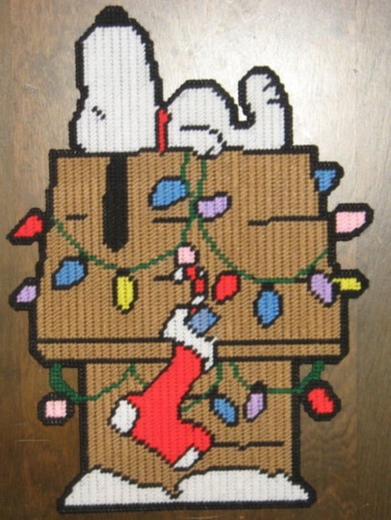 Christmas Snoopy Plastic Canvas Pattern image 1
