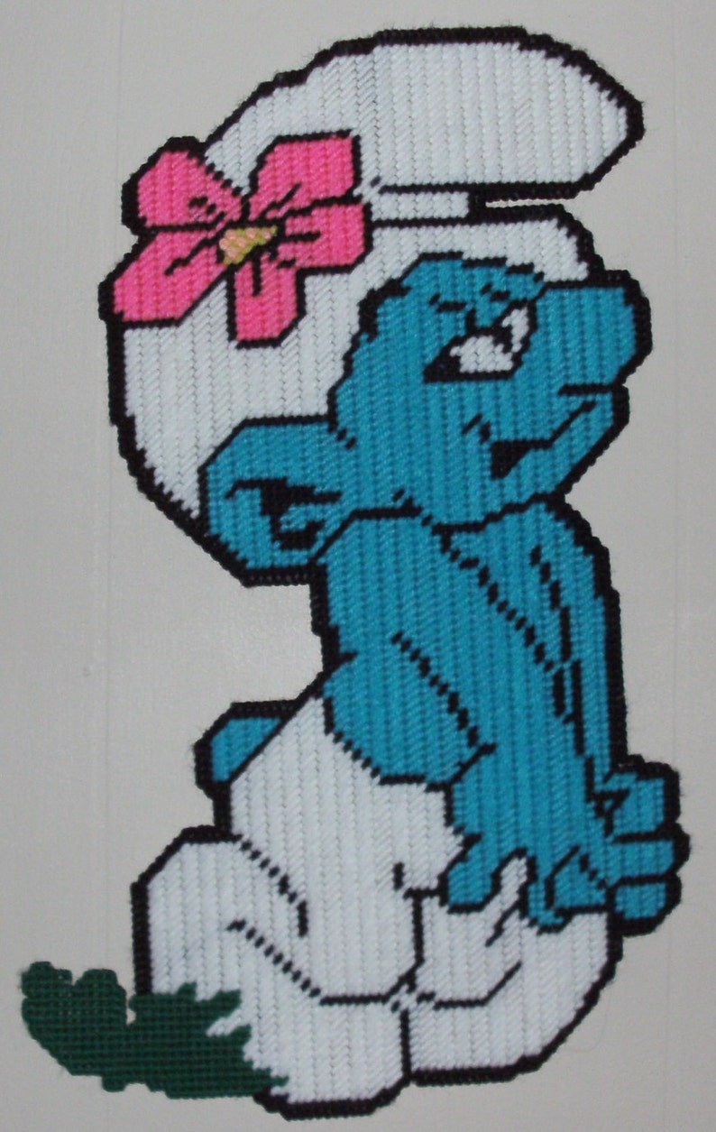 Vanity Smurf Plastic Canvas Pattern image 1