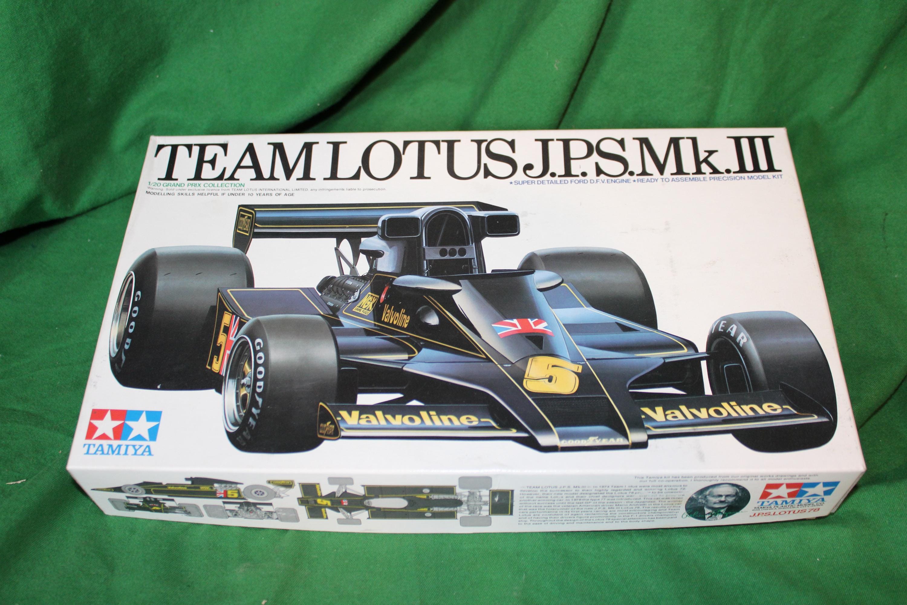 TAMIYA 1/20 TEAM LOTUS JPS Mk III n° 20004 EUR 30,00 - FR