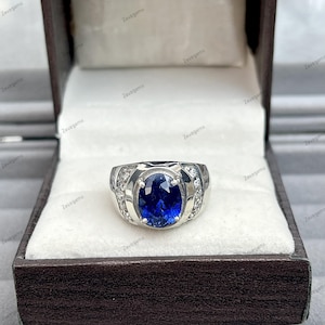 Royal Blue Sapphire Ring, 925 Solid Sterling Silver Engagement Ring, Weeding Ring, September Birthstone Gift for her, Jewellery For Men&#39;s