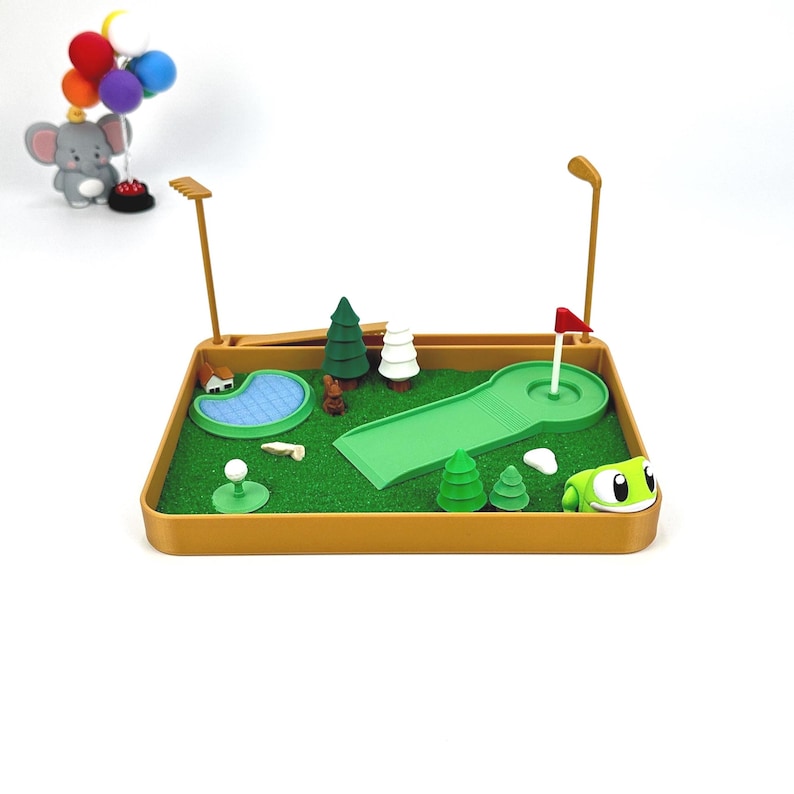 Golf Zen Garden Gift – Mini Putting Green Desk Set for Golf Lovers ...