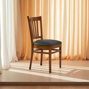Handmade Wooden Chair – Solid Oak Dining Chair – Rustic, Farmhouse Kitchen Seating – Natural, Eco-Friendly Wood Furniture