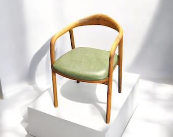 Handcrafted Walnut Seating, Solid Wood Kitchen Chair, Living Room Chairs