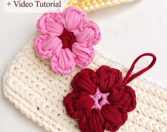 Crochet Bag Charm Pattern PDF + Video | Flower Keychain Crochet | Beginner DIY Gift
