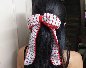 Patrón de lazo de crochet: accesorio divertido para el cabello y llavero (PDF + videotutorial)