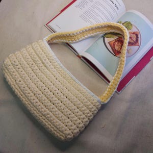 Crochet Shoulder Bag PDF Pattern – Beginner Friendly – Easy Crochet Tutorial + Video Guide